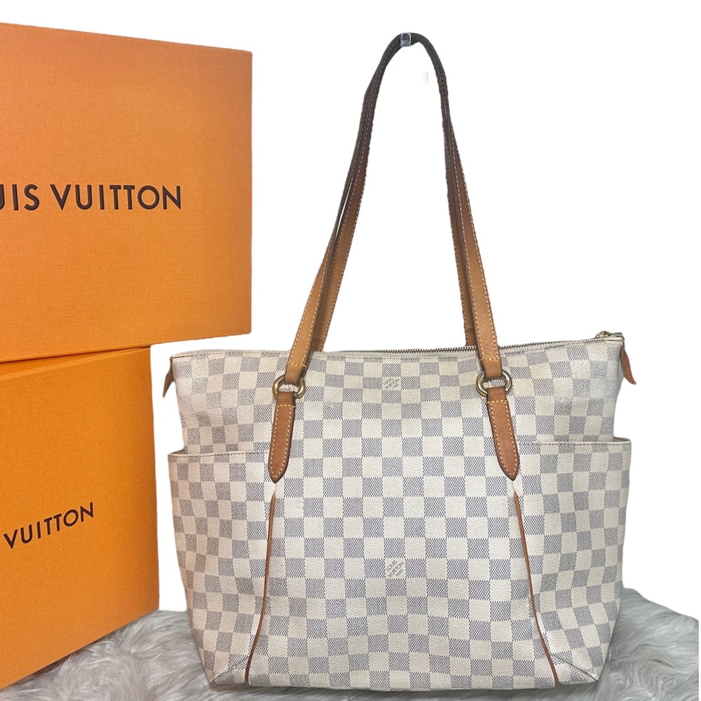 Louis Vuitton Totally mm Azur Zip Top Tote